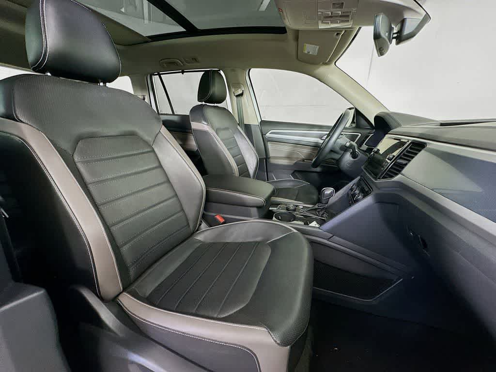 2022 Volkswagen Atlas 3.6L V6 SEL Premium R-Line