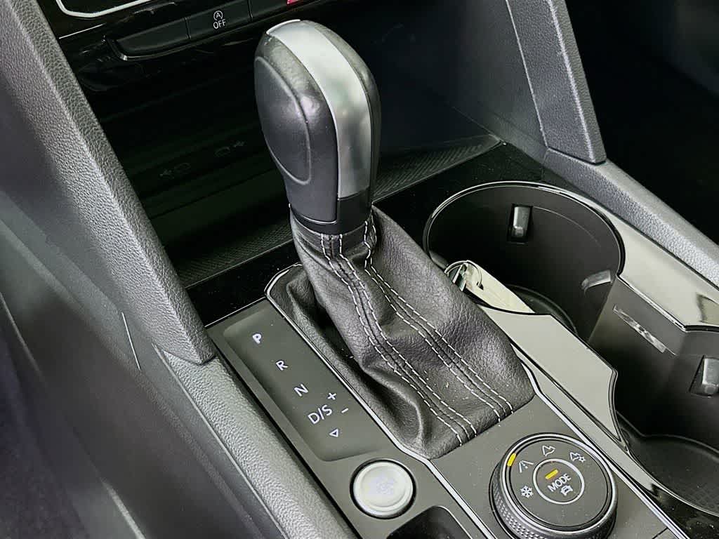 2022 Volkswagen Atlas 3.6L V6 SEL Premium R-Line