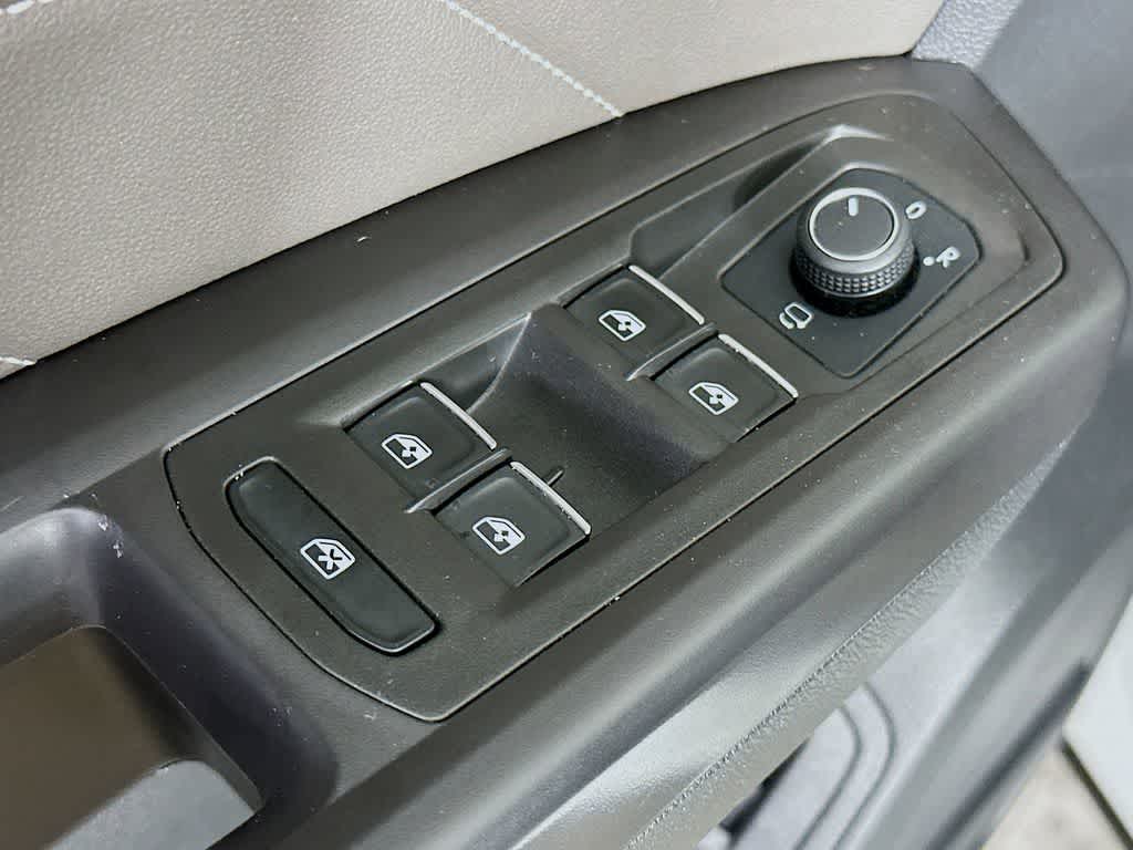 2022 Volkswagen Atlas 3.6L V6 SEL Premium R-Line