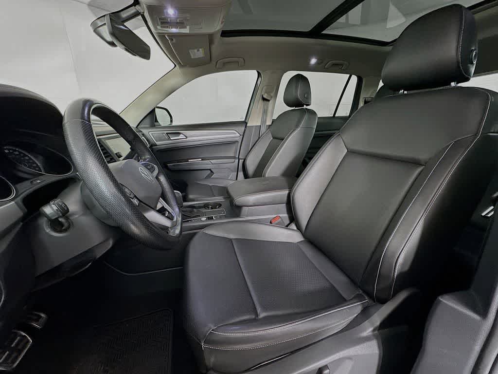 Volkswagen Atlas 3.6 L V6 SE con paquete Technology R-Line (2021)