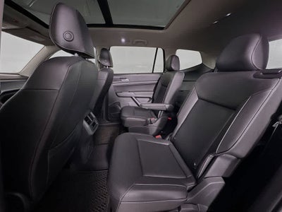 Volkswagen Atlas 3.6 L V6 SE con paquete Technology R-Line (2021)