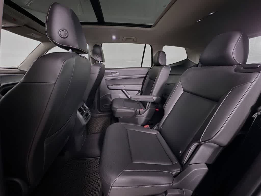Volkswagen Atlas 3.6 L V6 SE con paquete Technology R-Line (2021)