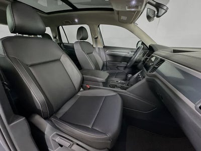 Volkswagen Atlas 3.6 L V6 SE con paquete Technology R-Line (2021)