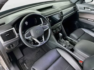 Volkswagen Atlas Cross Sport 2.0T SEL R-Line Negro 2023