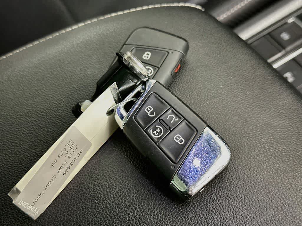 Volkswagen Atlas Cross Sport 2.0T SEL R-Line Negro 2023