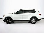 Volkswagen Atlas 2.0T SE con paquete Technology de 2024