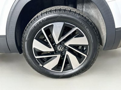 Volkswagen Atlas 2.0T SE con paquete Technology de 2024