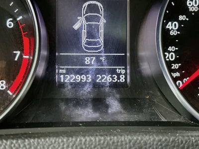 Volkswagen Passat 1.8T SE con paquete Technology de 2016