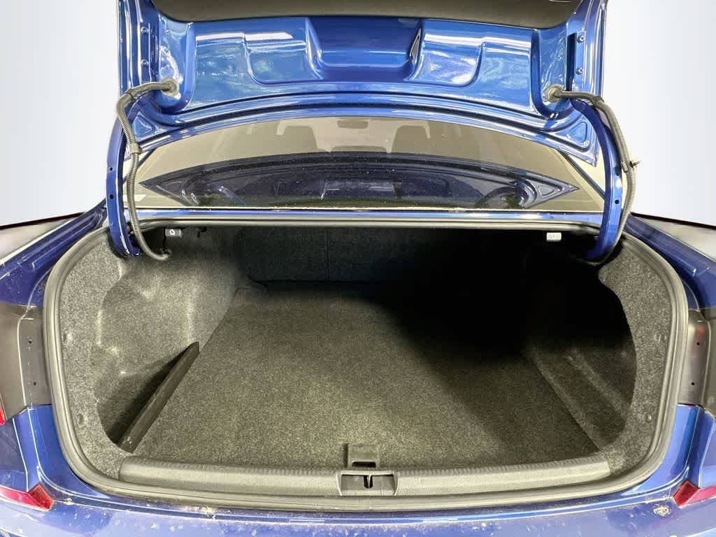 Volkswagen Passat 1.8T SE con paquete Technology de 2016