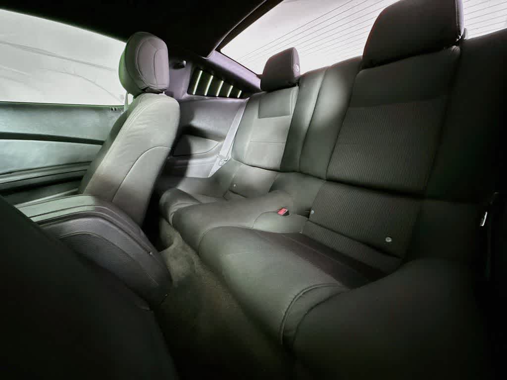 Ford Mustang V6 2014