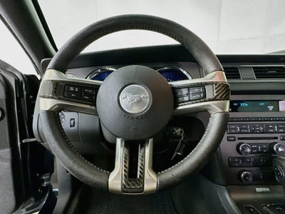 Ford Mustang V6 2014