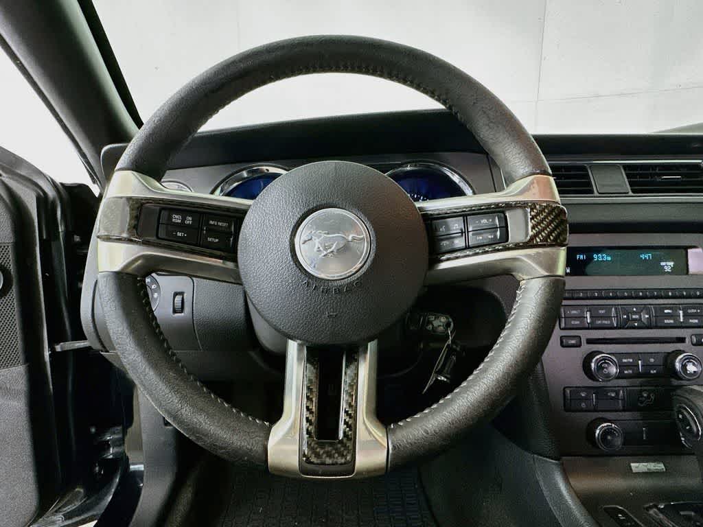 Ford Mustang V6 2014