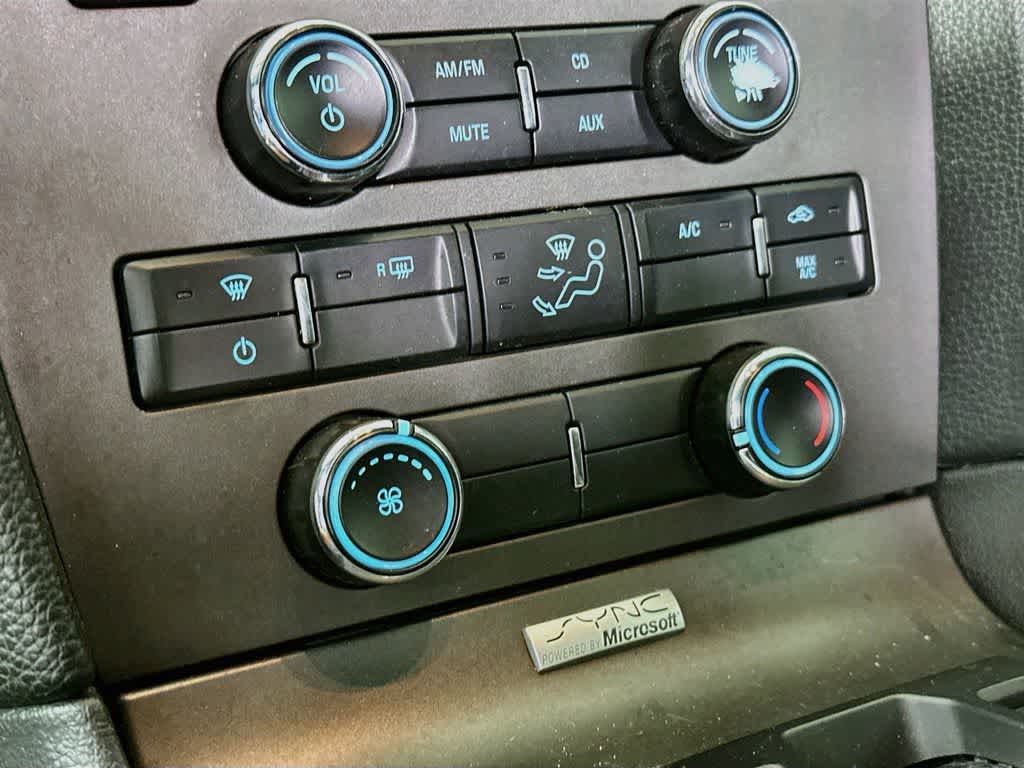 Ford Mustang V6 2014