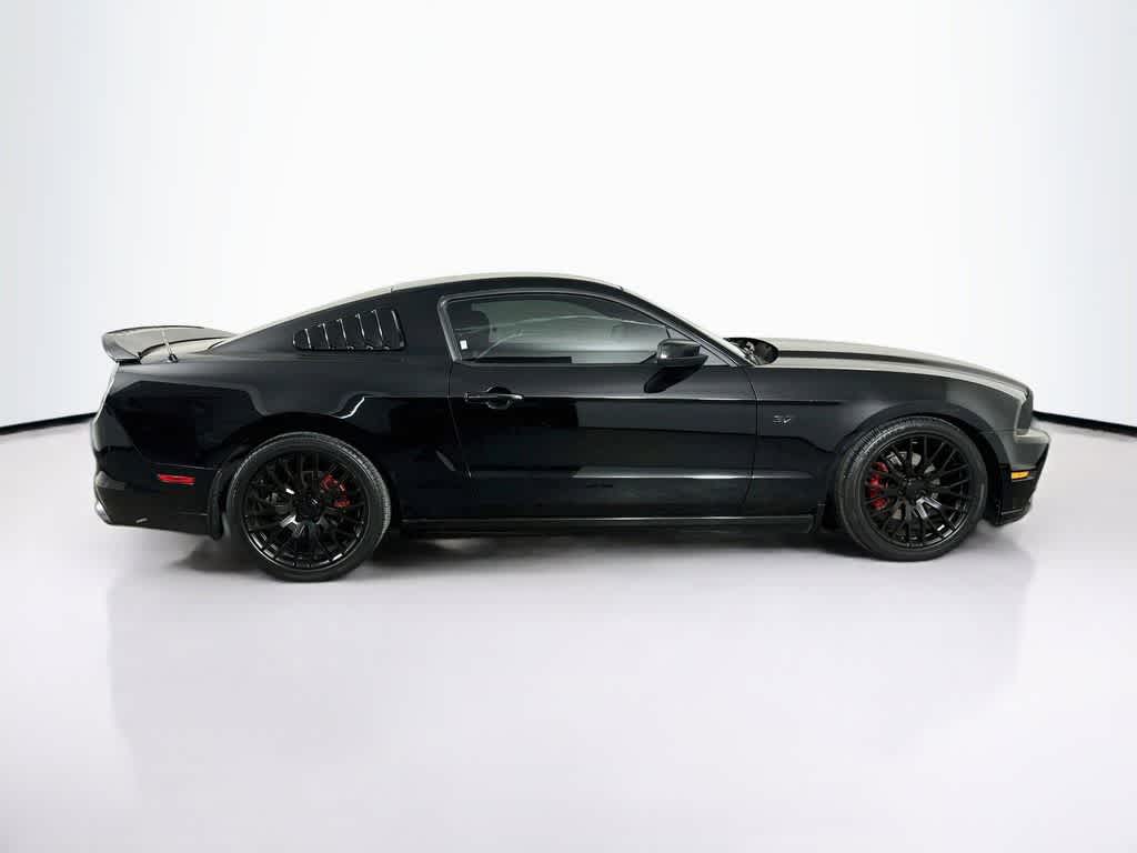 Ford Mustang V6 2014