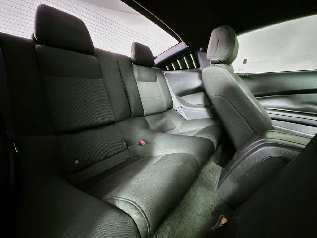 Ford Mustang V6 2014