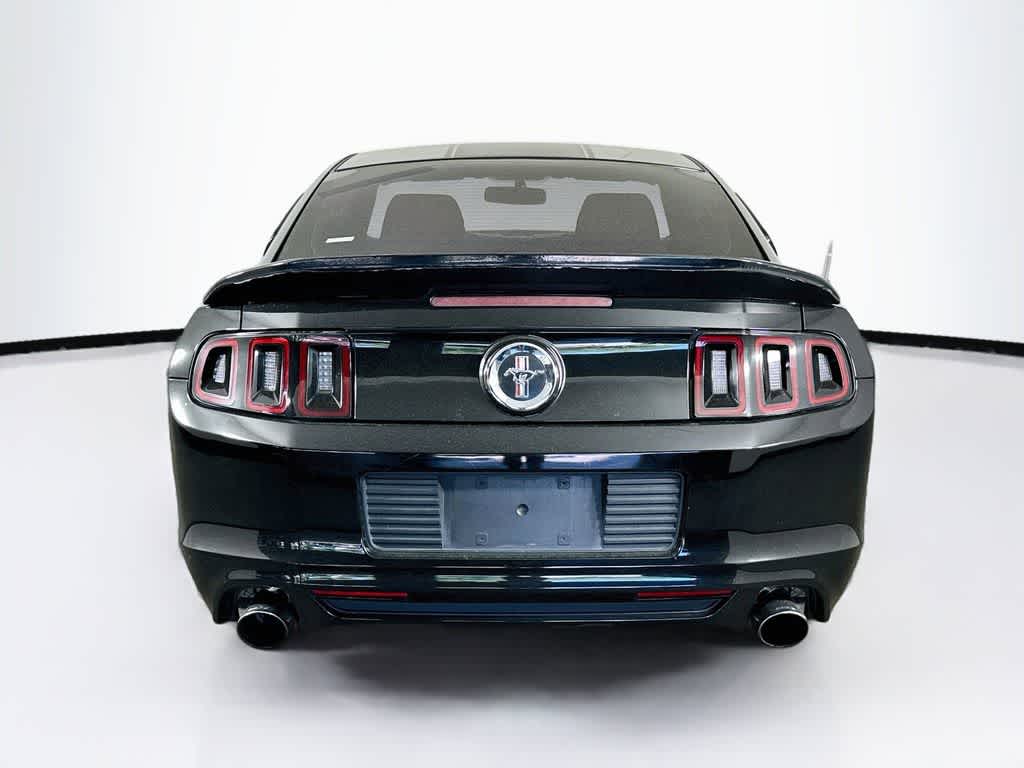 Ford Mustang V6 2014
