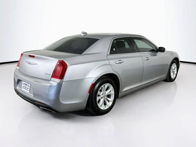 Chrysler 300 Limited 2015