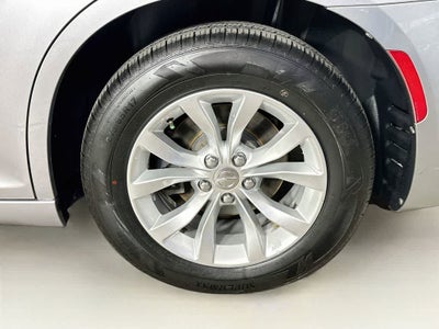 Chrysler 300 Limited 2015