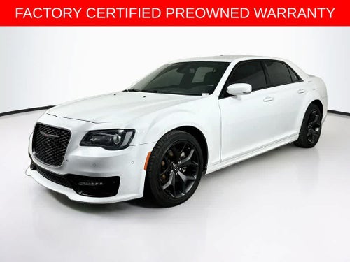 Chrysler 300 y 300S de 2021
