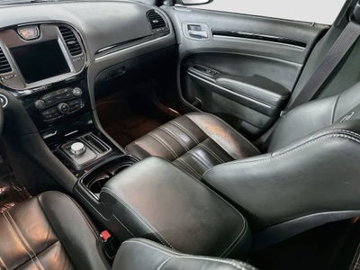 Chrysler 300 y 300S de 2021