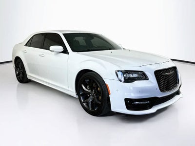 Chrysler 300 y 300S de 2021