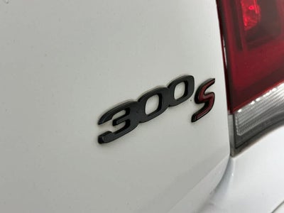 Chrysler 300 y 300S de 2021