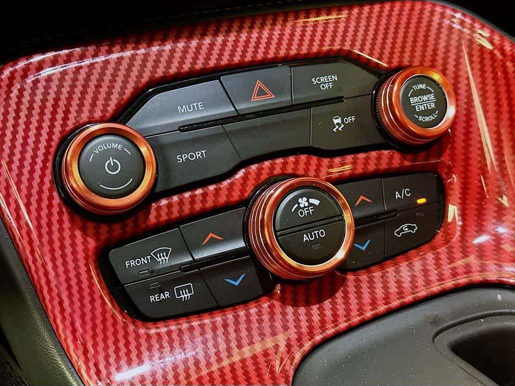 Dodge Challenger SXT 2021