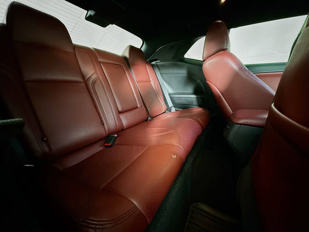 Dodge Challenger SXT 2021