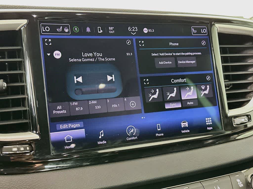 Chrysler Pacifica Touring L 2023