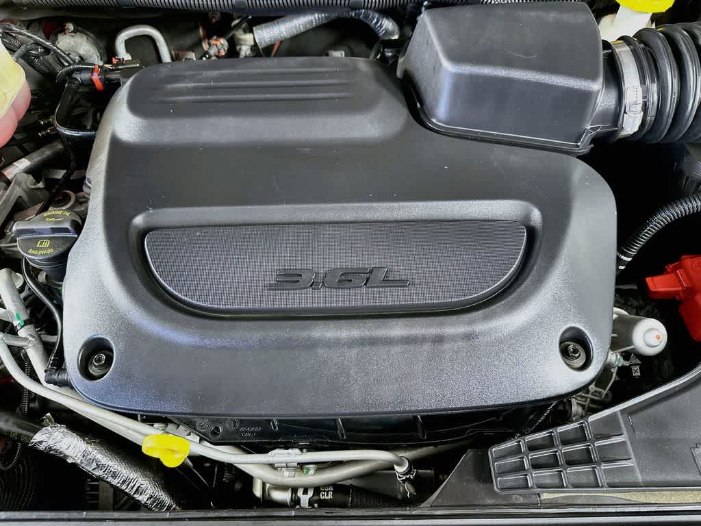 Chrysler Pacifica Touring L 2023