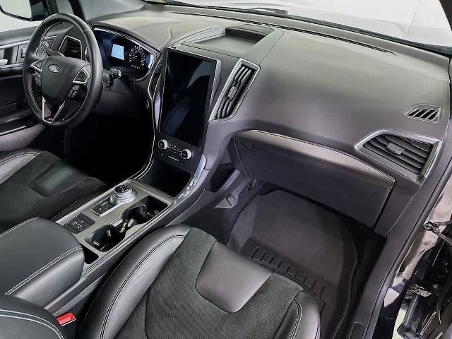 2021 Ford Edge ST