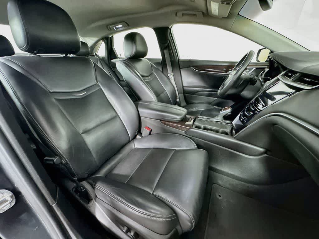 Cadillac XTS Luxury Collection 2016