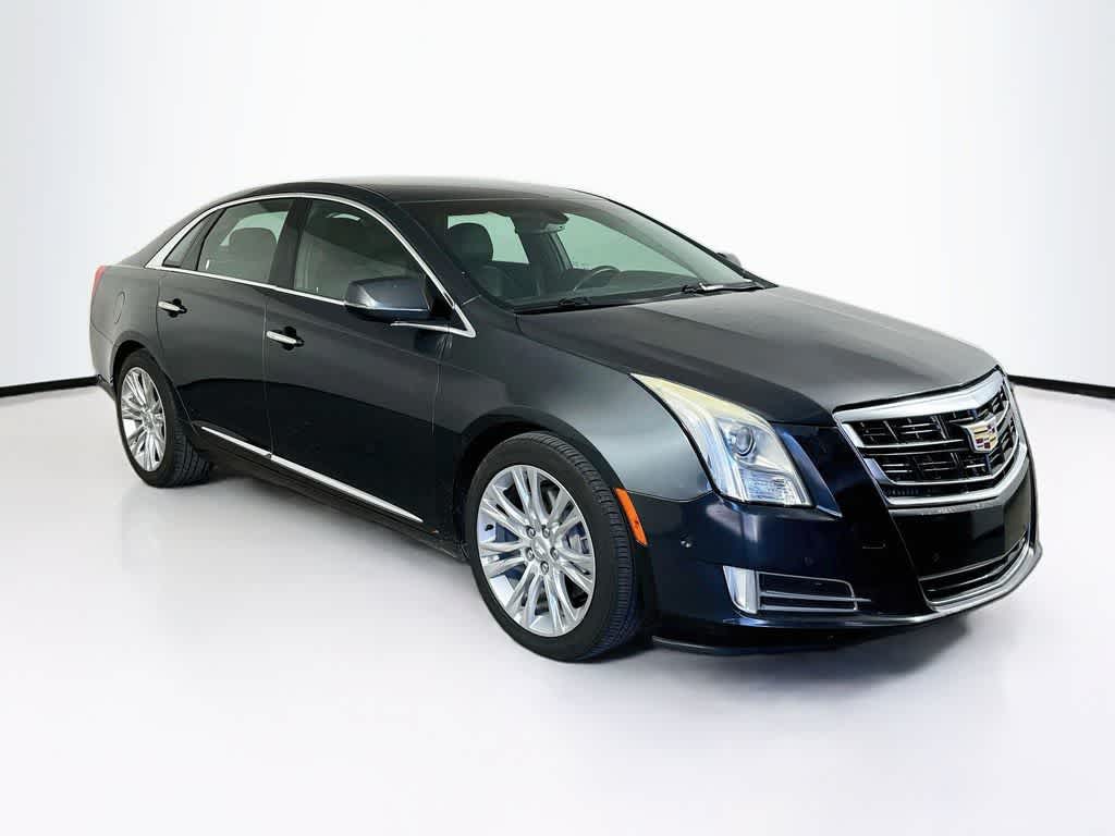 Cadillac XTS Luxury Collection 2016