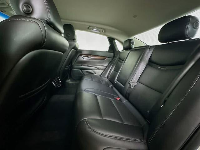 Cadillac XTS Luxury Collection 2016