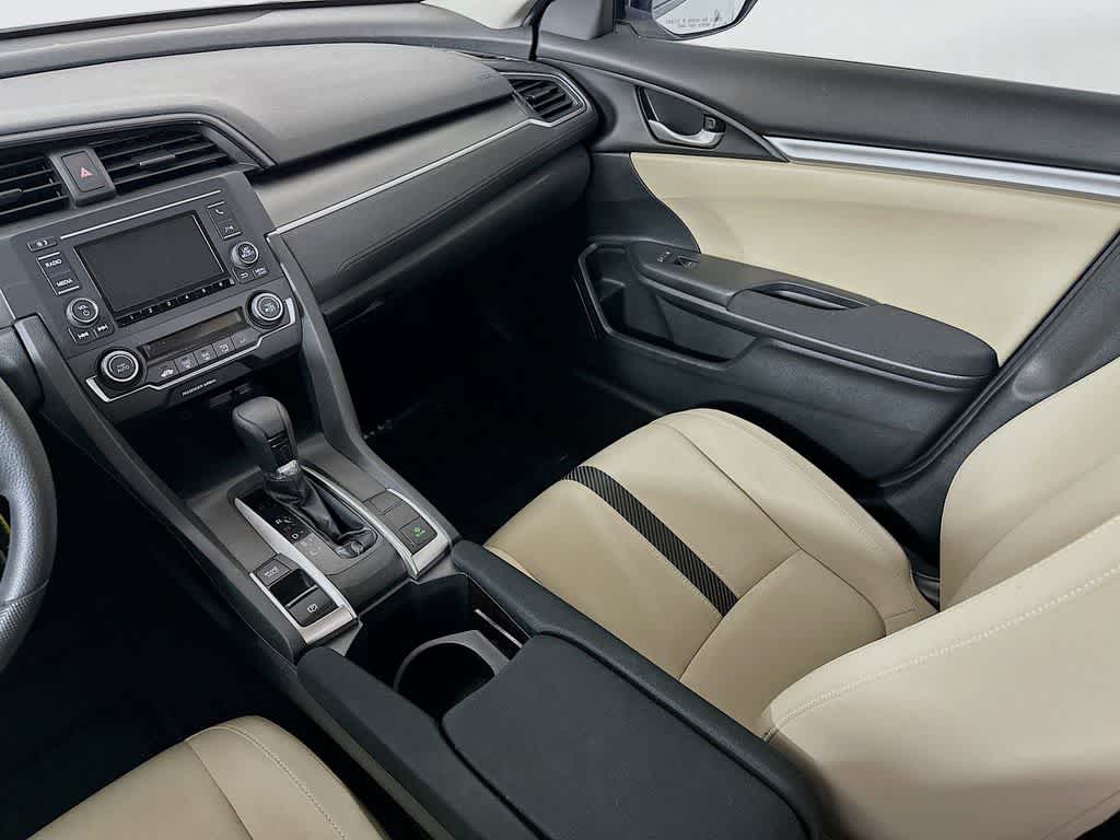 Honda Civic Sedán LX 2018