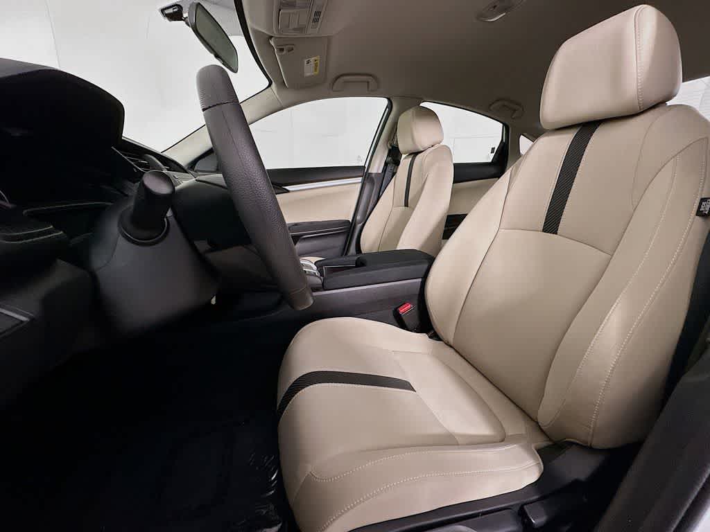 Honda Civic Sedán LX 2018