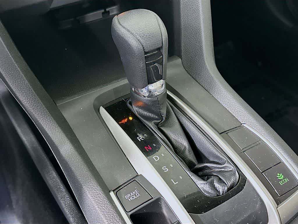 Honda Civic Sedán LX 2018