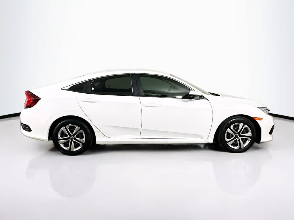 Honda Civic Sedán LX 2018