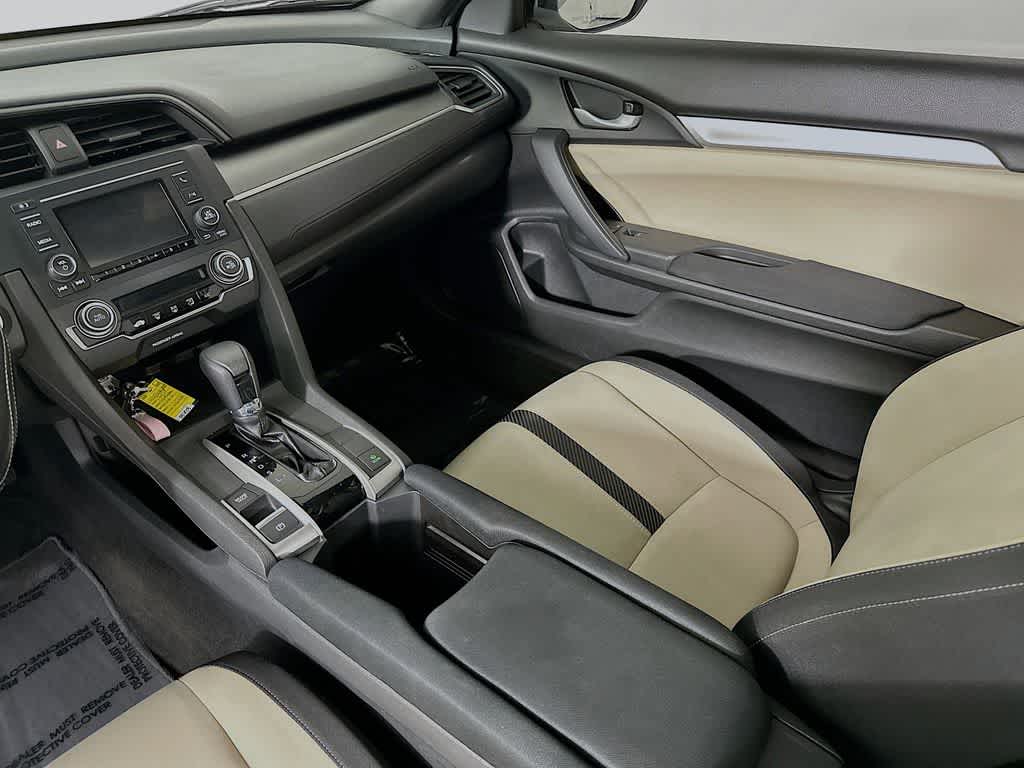 Honda Civic Coupé LX-P 2016