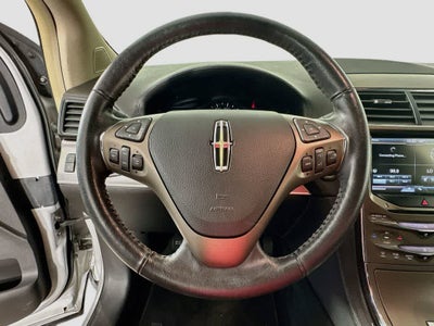 Lincoln MKX Base 2014
