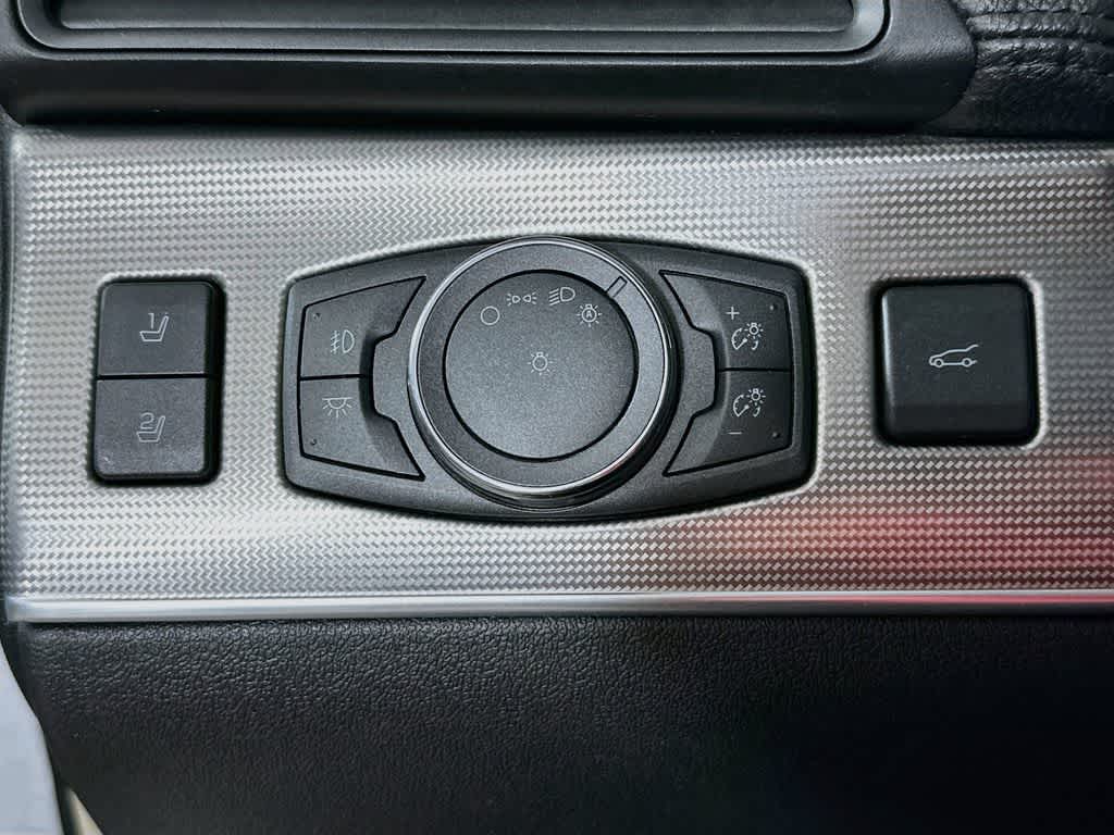 Lincoln MKX Base 2014