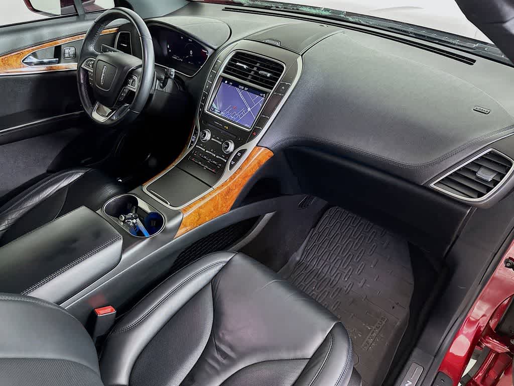 2019 Lincoln Nautilus Select