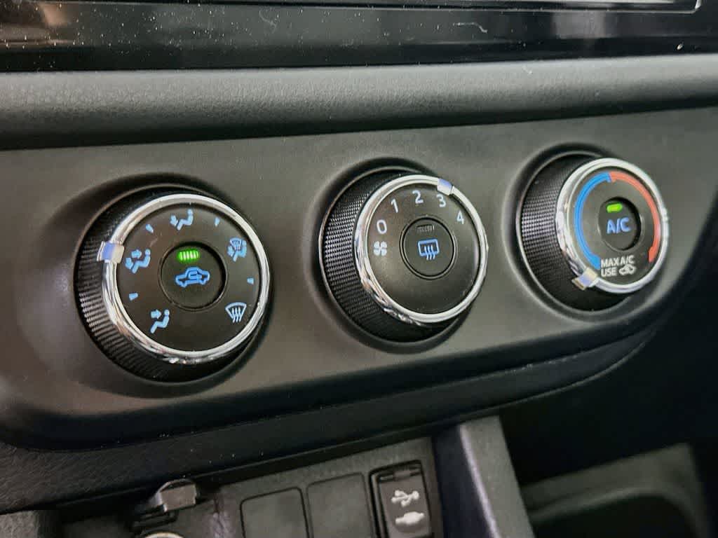 Toyota Corolla L de 2016