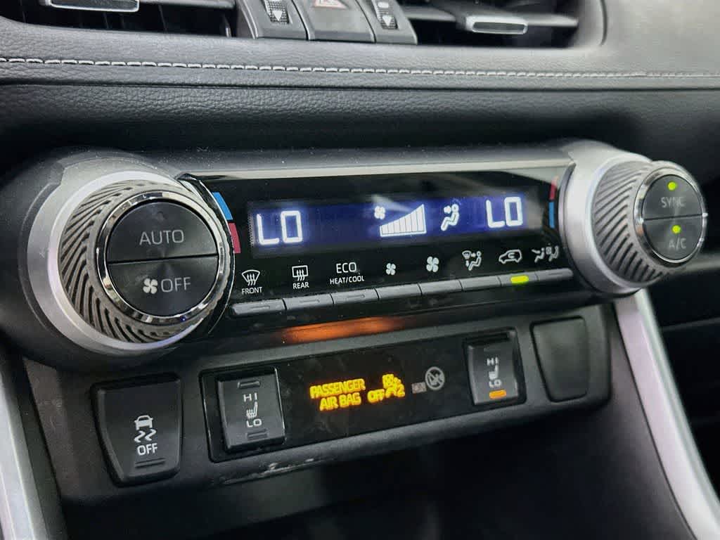 Toyota RAV4 Hybrid XLE Premium 2021