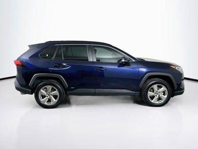Toyota RAV4 Hybrid XLE Premium 2021