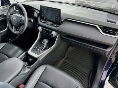 Toyota RAV4 Hybrid XLE Premium 2021