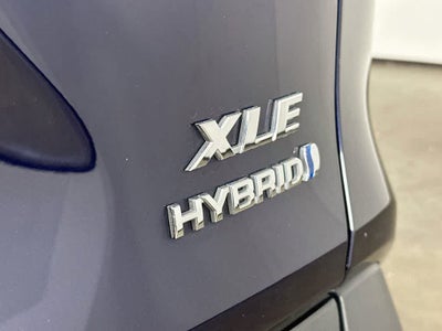 Toyota RAV4 Hybrid XLE Premium 2021