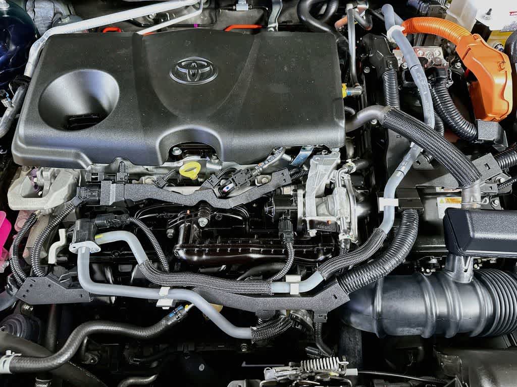 Toyota RAV4 Hybrid XLE Premium 2021