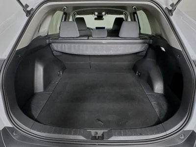 Toyota RAV4 XLE 2025