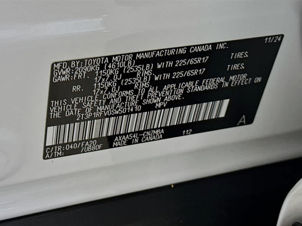 Toyota RAV4 XLE 2025